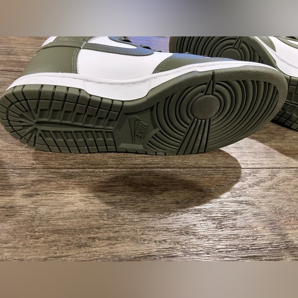 ✨Nike Dunk High Retro Cargo Khaki✨ - Picture 6 of 9